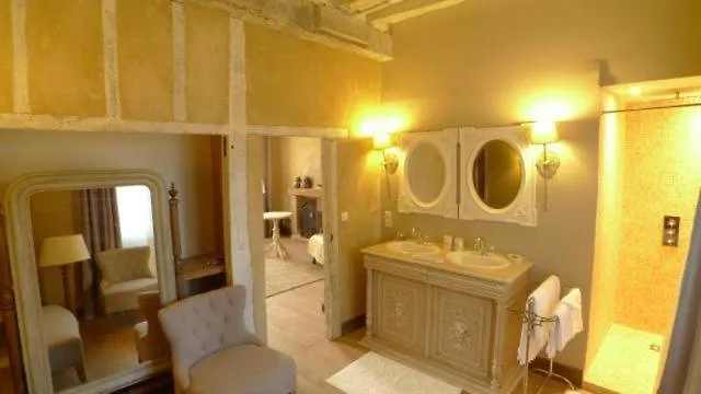 Bed and Breakfast Les Demeures De Marie Pacé Bed & Breakfast